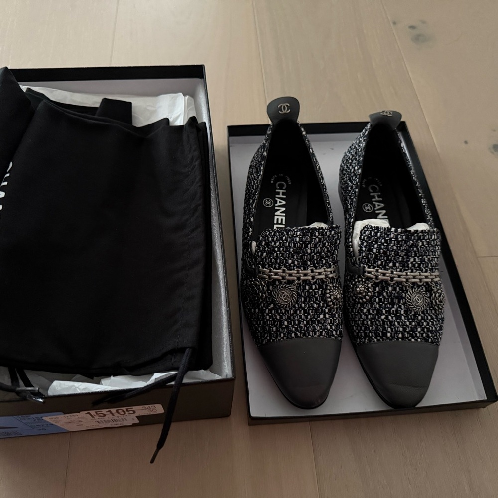 Authentic Pre-owned Chanel flat shoes size EUR 36 - Picture 1 of 8